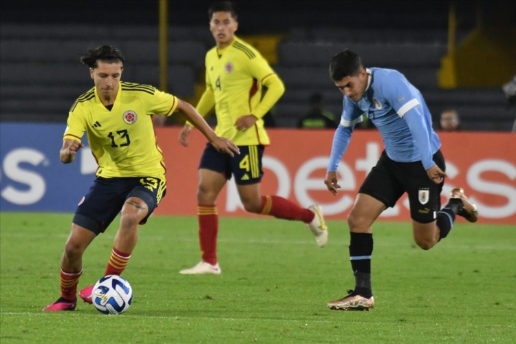 COLOMBIA CONTRA URUGUAY: INCERTIDUMBRE POR LAS BAJAS