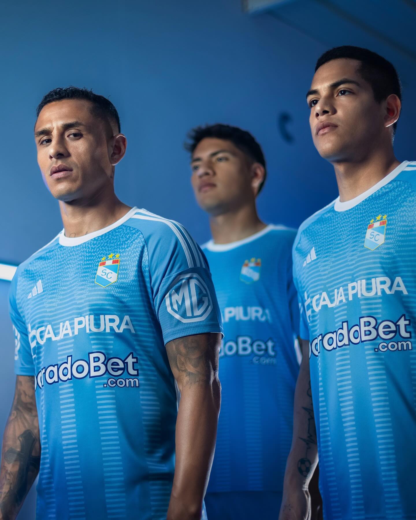 ¡ESTA ES LA NUEVA ‘PIEL’ CELESTE PARA EL 2024!