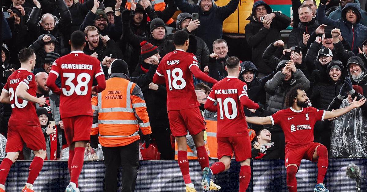 LIVERPOOL VENCIÓ AL NEWCASTLE Y SE AFIANZÓ EN LA CIMA DE LA PREMIER