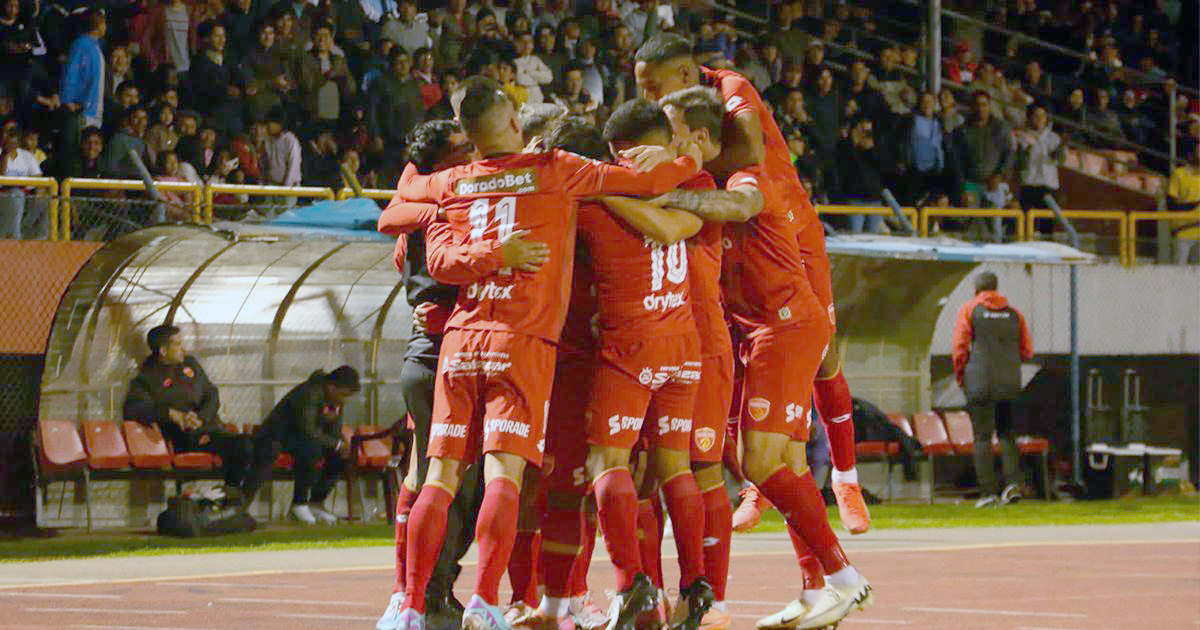 Sport Huancayo sumó su tercera victoria y trepó a la cima