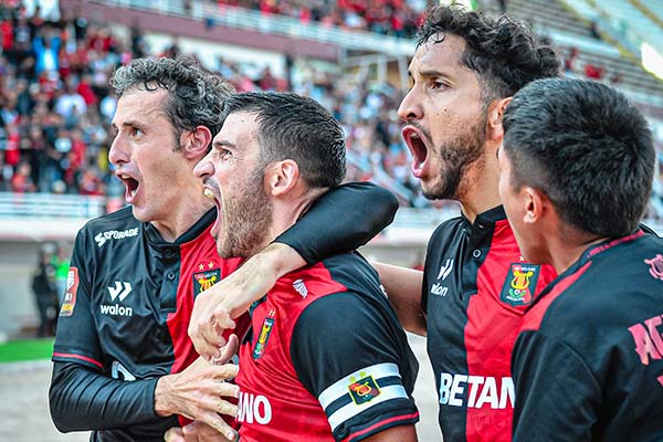 Melgar obligado a ganarle a Aurora para seguir en Copa Libertadores