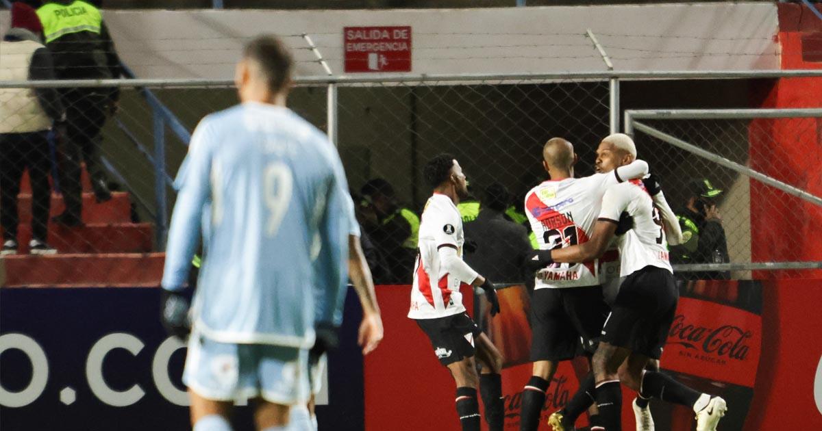 Cristal cayó 6-1 ante Always Ready por Copa Libertadores
