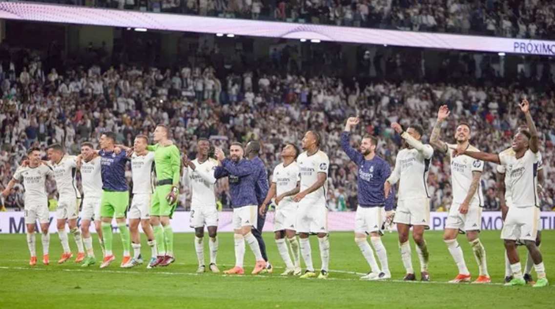 Real Madrid goleó a Cádiz y se coronó campeón en España