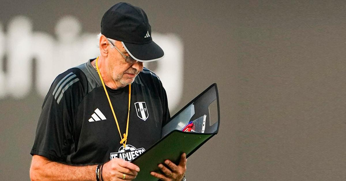 Fossati: “Si Dios quiere, contaremos con la totalidad de jugadores para julio”