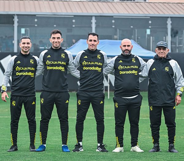 Farré dirigió su primer entrenamiento en Cristal