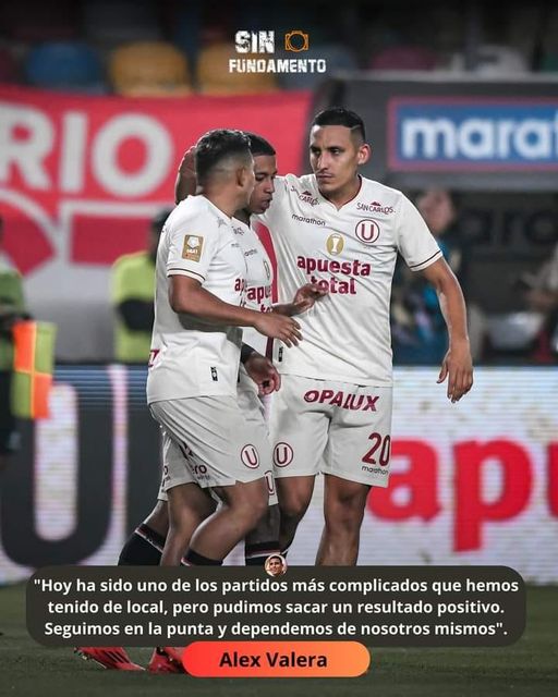 EL GOLEADOR CREMA ALEX VALERA CONTENTO CON SU GOL Y EL TRIUNFO CREMA