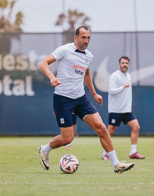 ALIANZA LIMA SIGUE ENTRENANDO Y QUEDO LISTO PARA ENFRENTAR A UTC